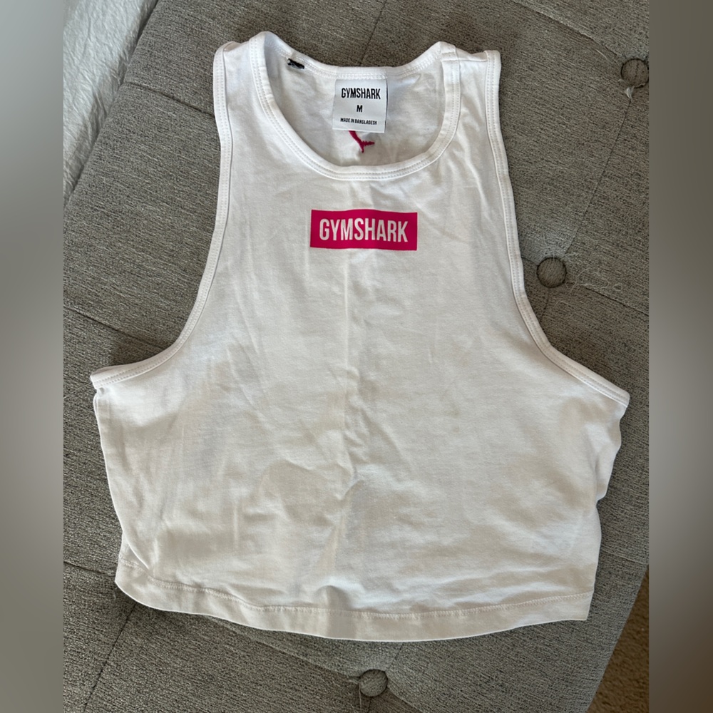 LIKE NEW 💞 Gymshark Logo Crop Tank
